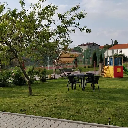 Rozarka Guest house Prisecna